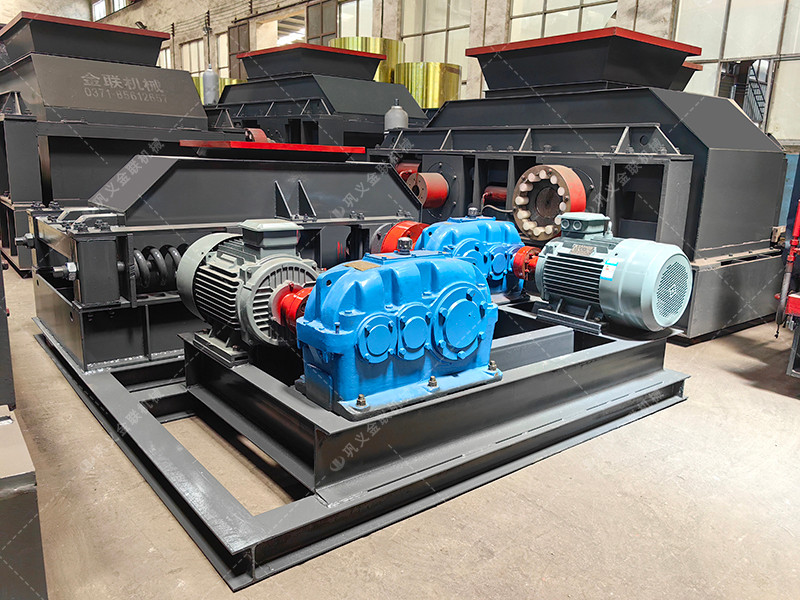 中型直連式對輥制砂機(jī)設(shè)備發(fā)貨圖片